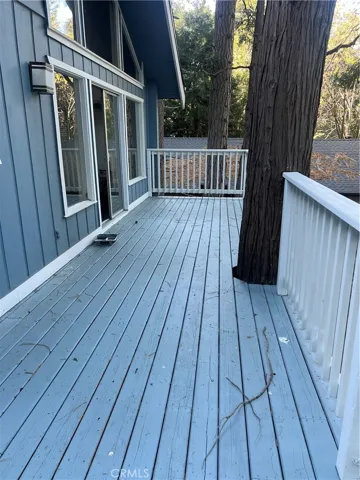 807 Sierra Vista, Twin Peaks, California 92391