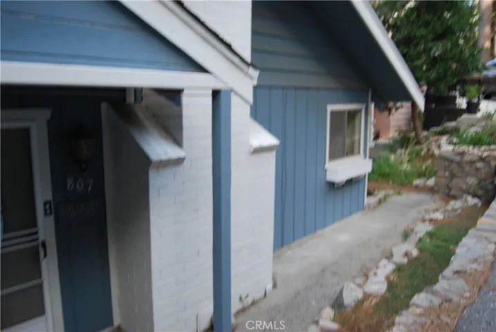 807 Sierra Vista, Twin Peaks, California 92391