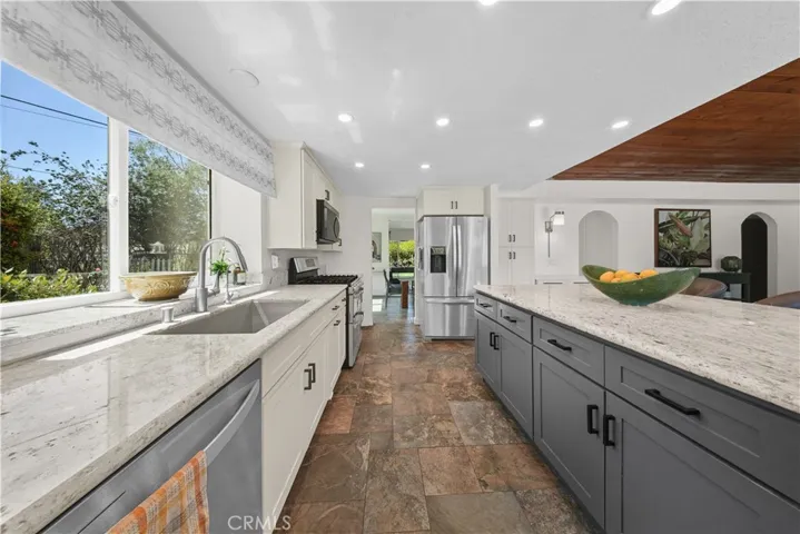 17007 Ranchero Road, Riverside, California 92504