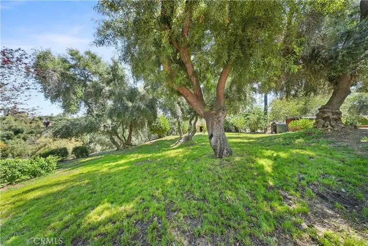 17007 Ranchero Road, Riverside, California 92504