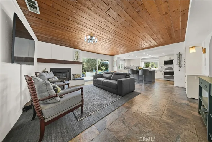 17007 Ranchero Road, Riverside, California 92504