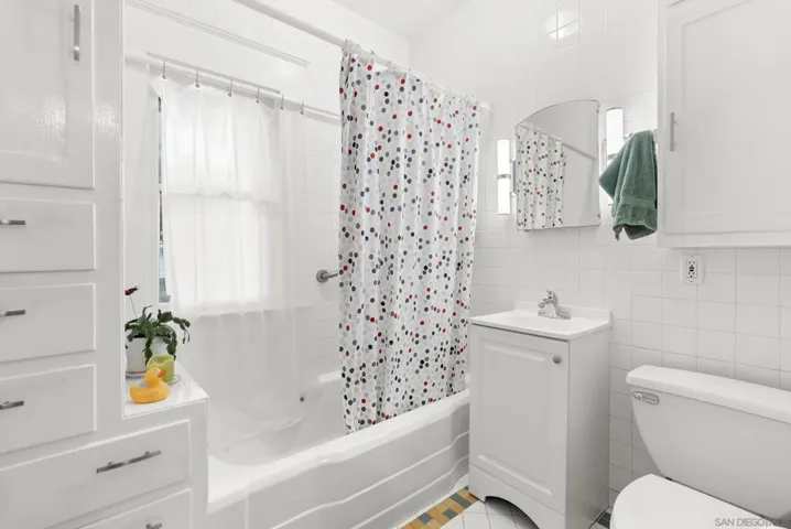 Updated 2nd Bathroom