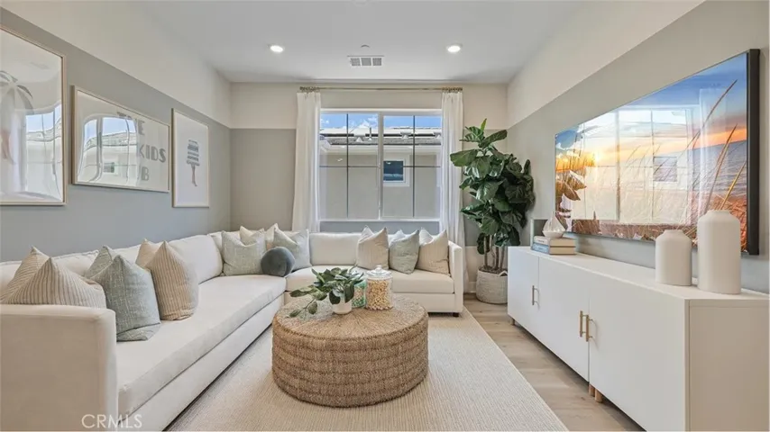 Photos shown are of model only- not actual homesite.