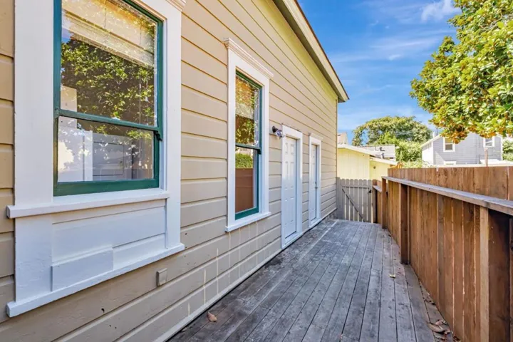 120 Maple Street, Santa Cruz, California 95060