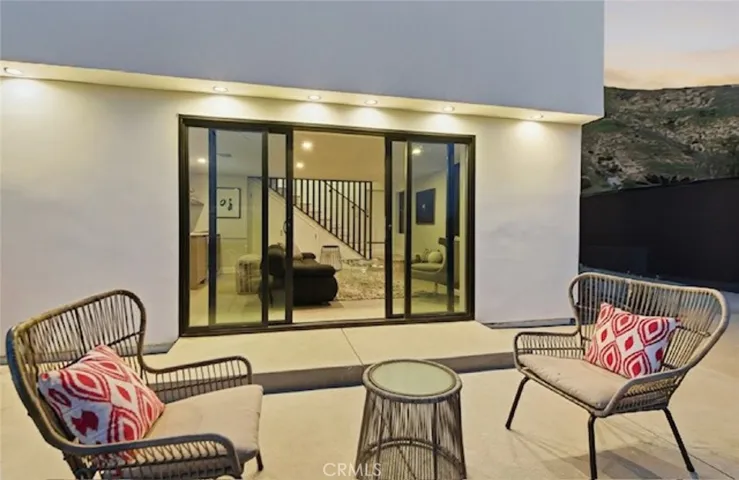 1764 E Loma Alta, Altadena, California 91001