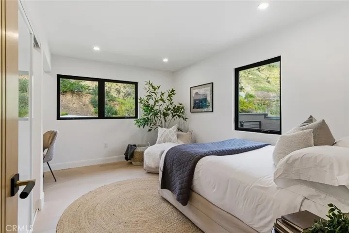 1764 E Loma Alta, Altadena, California 91001