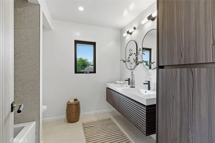 1764 E Loma Alta, Altadena, California 91001