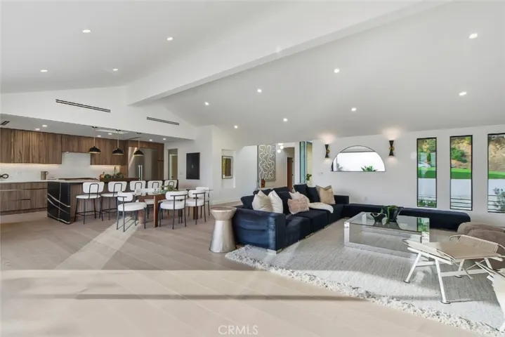 1764 E Loma Alta, Altadena, California 91001