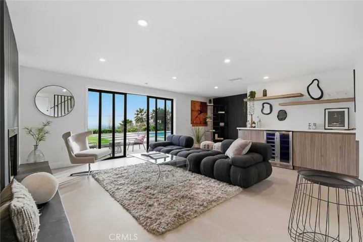 1764 E Loma Alta, Altadena, California 91001
