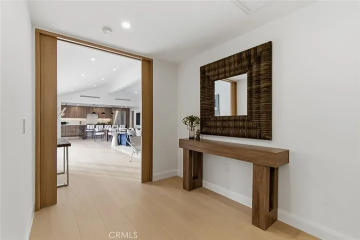 1764 E Loma Alta, Altadena, California 91001