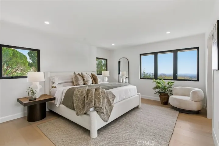 1764 E Loma Alta, Altadena, California 91001