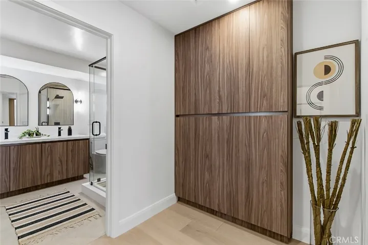1764 E Loma Alta, Altadena, California 91001