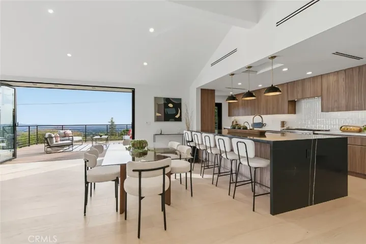 1764 E Loma Alta, Altadena, California 91001