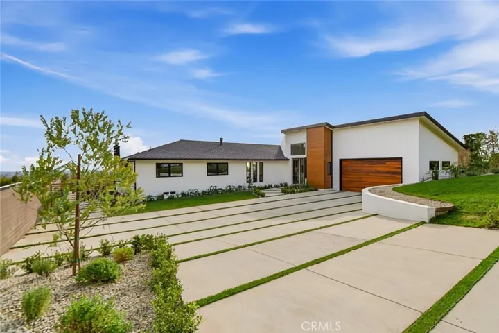 1764 E Loma Alta, Altadena, California 91001
