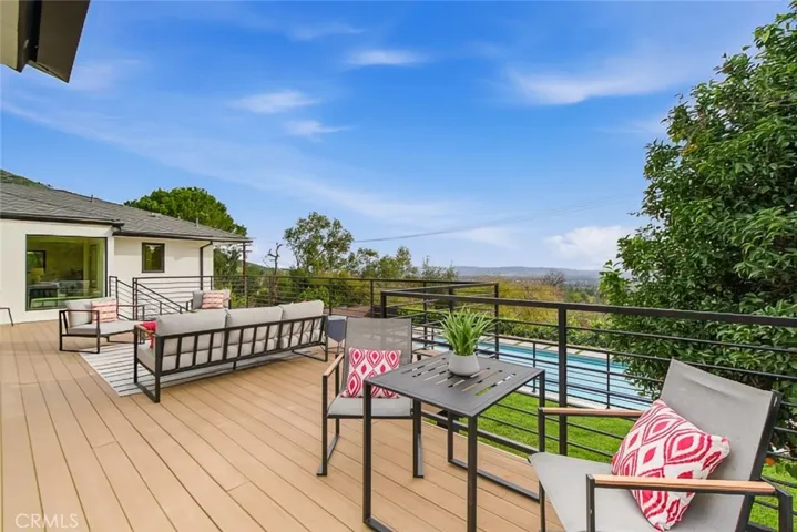 1764 E Loma Alta, Altadena, California 91001