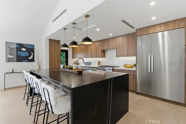 1764 E Loma Alta, Altadena, California 91001