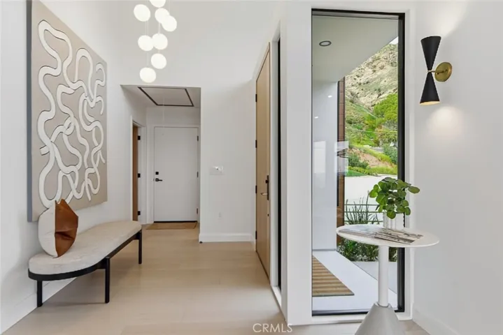 1764 E Loma Alta, Altadena, California 91001