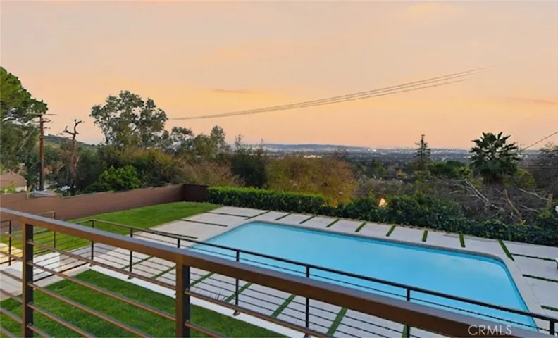 1764 E Loma Alta, Altadena, California 91001