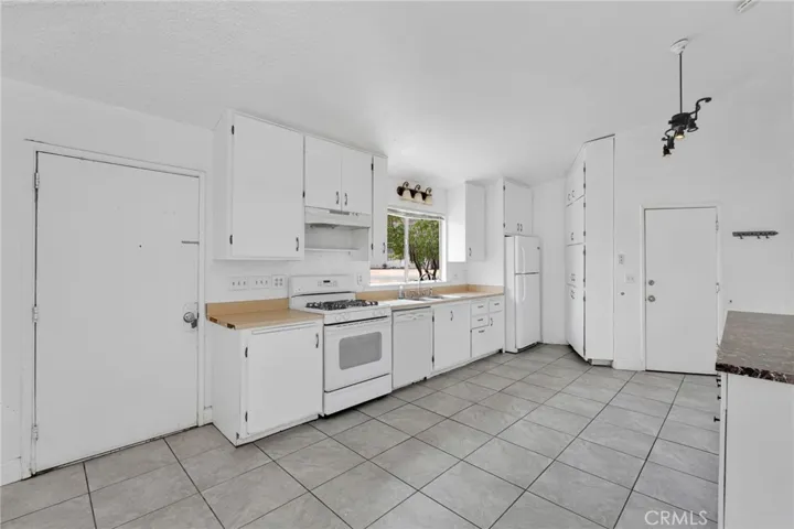 72662 Sullivan, 29 Palms, California 92277