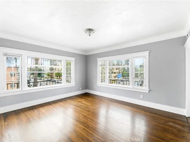 463 W 6th, Long Beach, California 90802