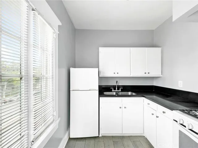 463 W 6th, Long Beach, California 90802