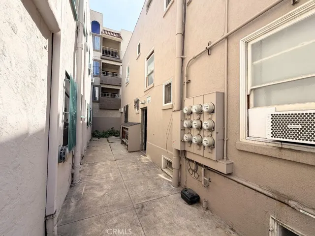 463 W 6th, Long Beach, California 90802
