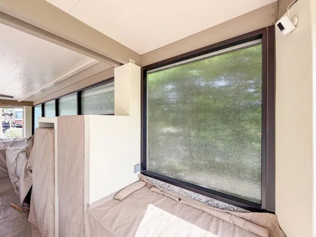 264 glass-2