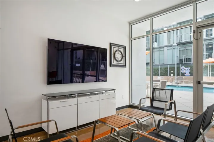 645 W 9th St #424, Los Angeles, California 90015