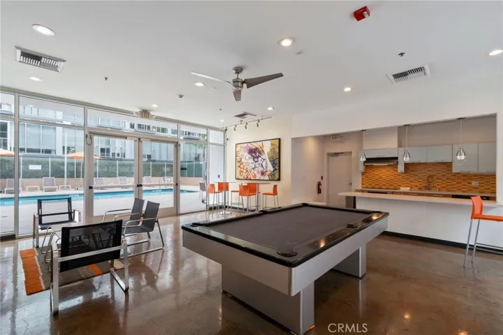 645 W 9th St #424, Los Angeles, California 90015