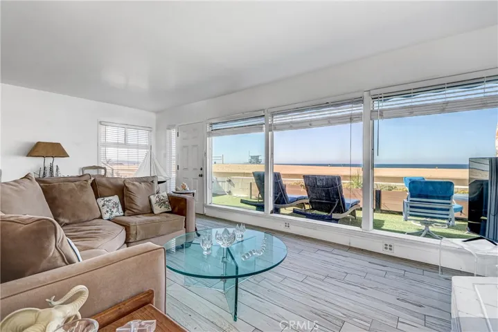 See virtual tour for 3D walkthrough
