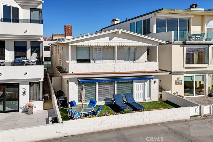 Lower beach level unit