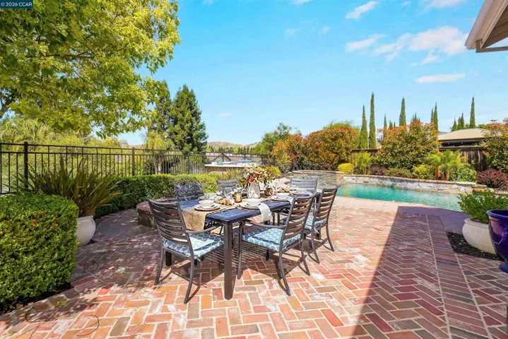 1518 Colchester St, Danville, California 94506