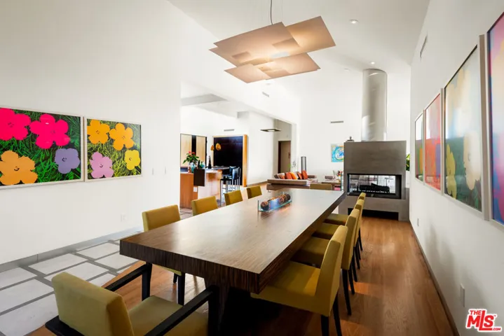 817 Enchanted Way, Pacific Palisades, California 90272