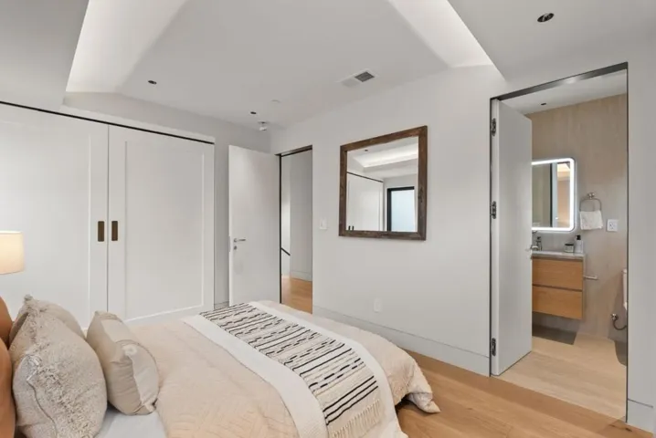 618 Tennyson Avenue, Palo Alto, California 94301