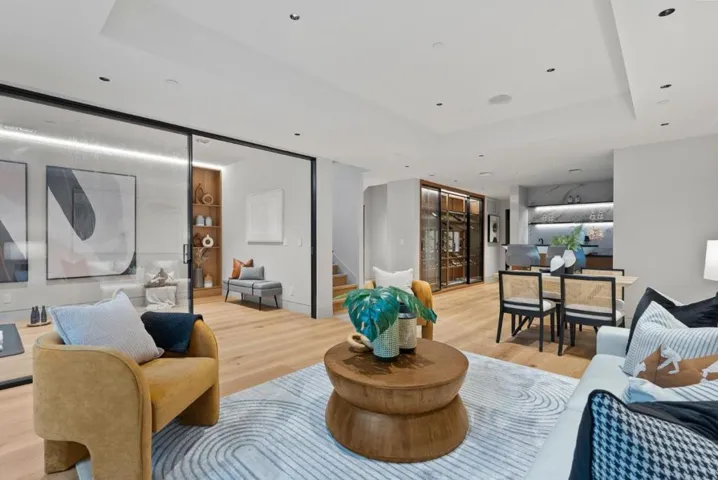 618 Tennyson Avenue, Palo Alto, California 94301