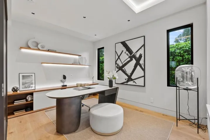 618 Tennyson Avenue, Palo Alto, California 94301