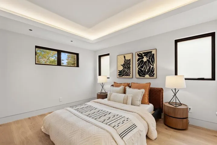 618 Tennyson Avenue, Palo Alto, California 94301