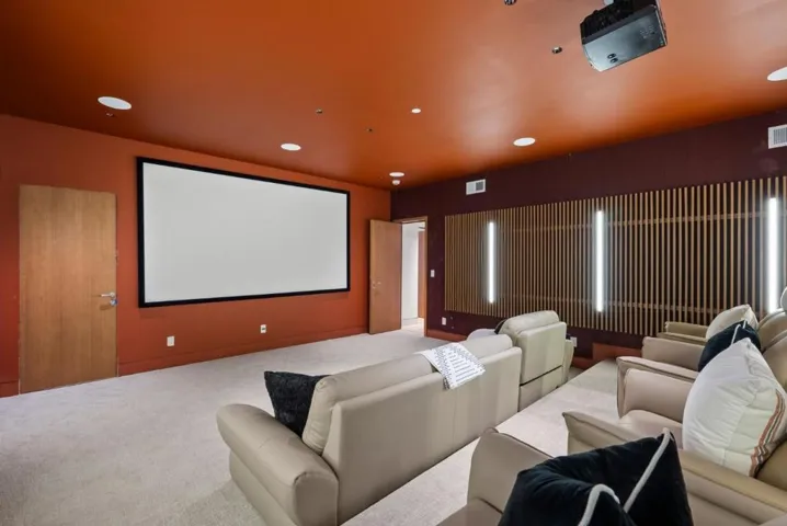 618 Tennyson Avenue, Palo Alto, California 94301