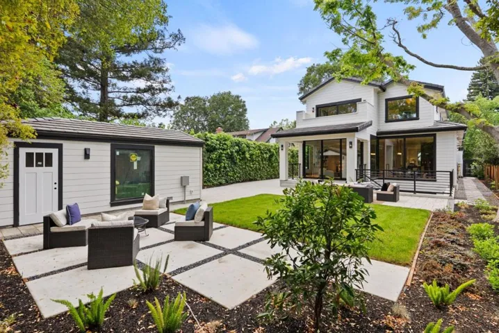 618 Tennyson Avenue, Palo Alto, California 94301