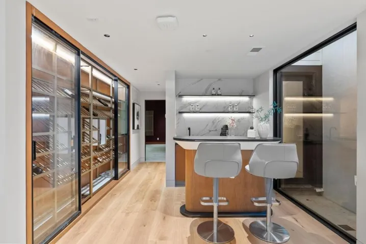 618 Tennyson Avenue, Palo Alto, California 94301