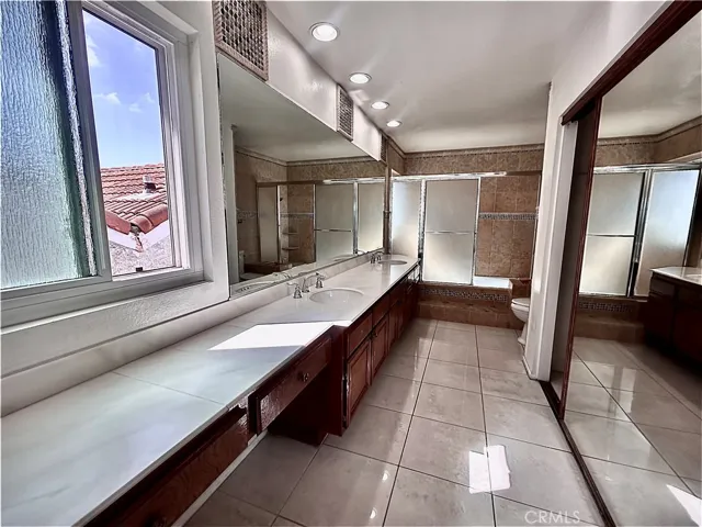 10 Bluff Point Court, Phillips Ranch, California 91766