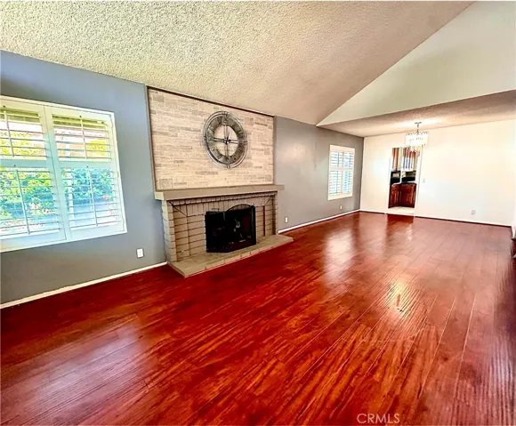 10 Bluff Point Court, Phillips Ranch, California 91766