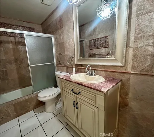 10 Bluff Point Court, Phillips Ranch, California 91766