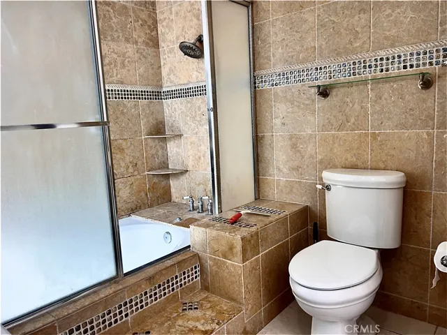 10 Bluff Point Court, Phillips Ranch, California 91766