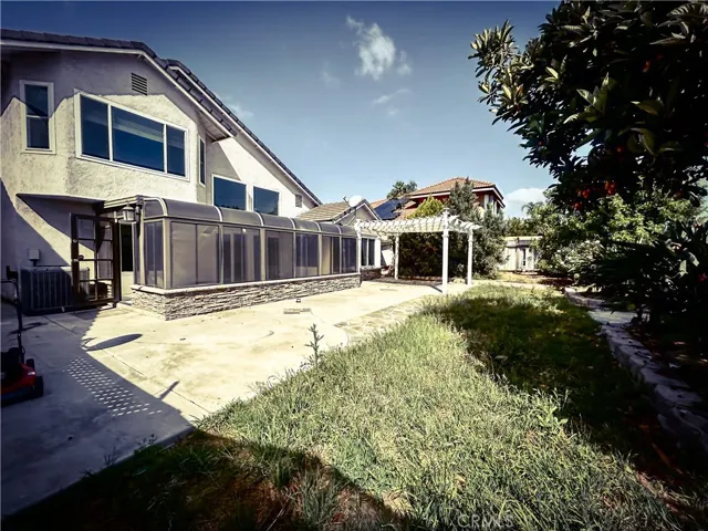 10 Bluff Point Court, Phillips Ranch, California 91766