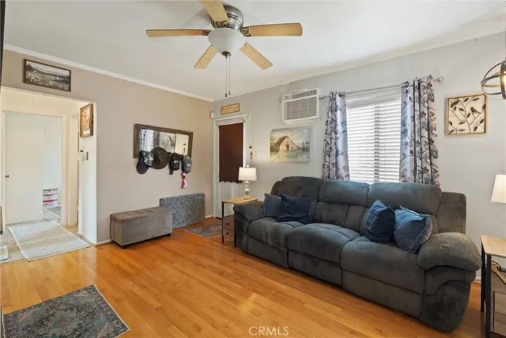 3711 Lemon, Long Beach, California 90807