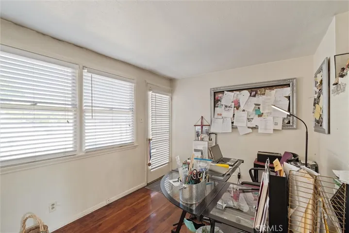 3711 Lemon, Long Beach, California 90807