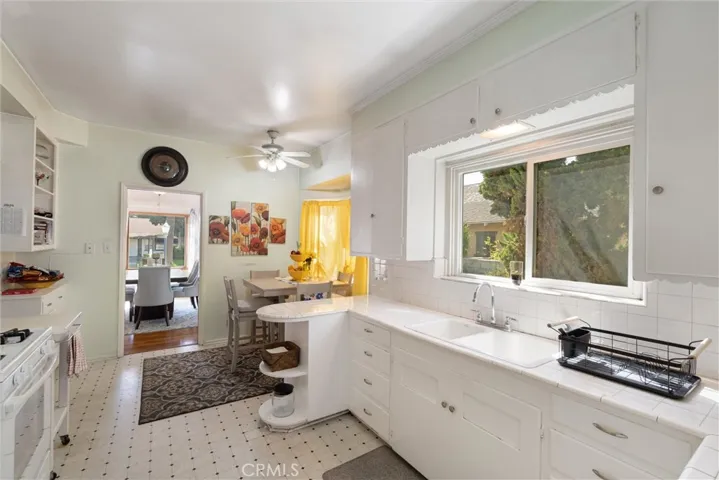 3711 Lemon, Long Beach, California 90807