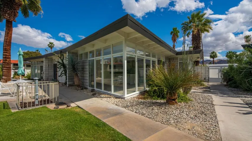 18-Were Focused 22447 E Tahquitz Canyon