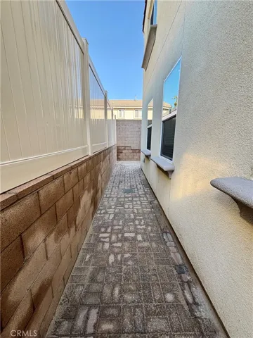 466 Meyer, Upland, California 91786